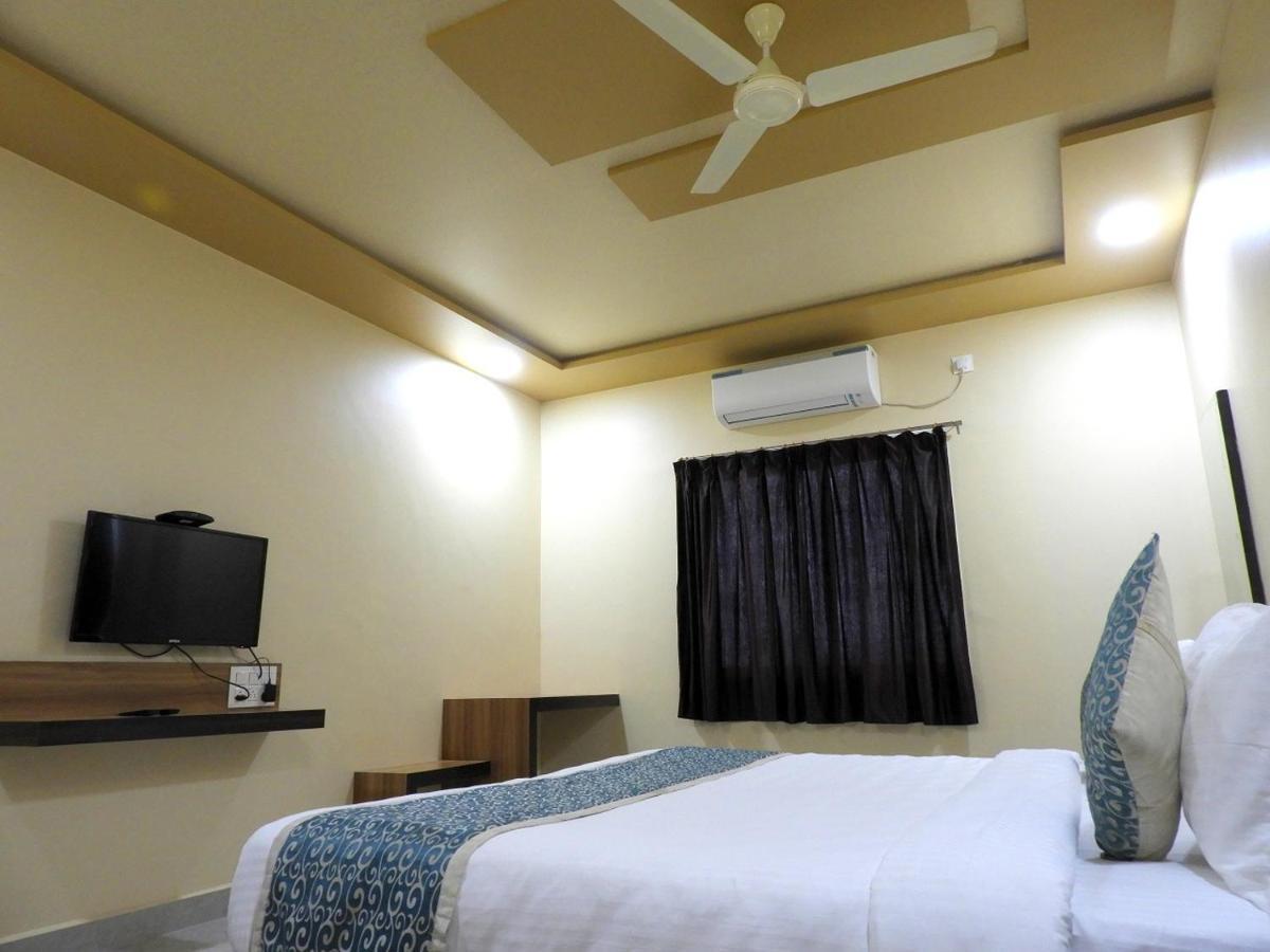 Hotel Somnath Daksh Somnāth Eksteriør billede